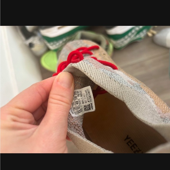 2020 Yeezy Boost 380 'Pepper Reflective - Picture 5 of 6